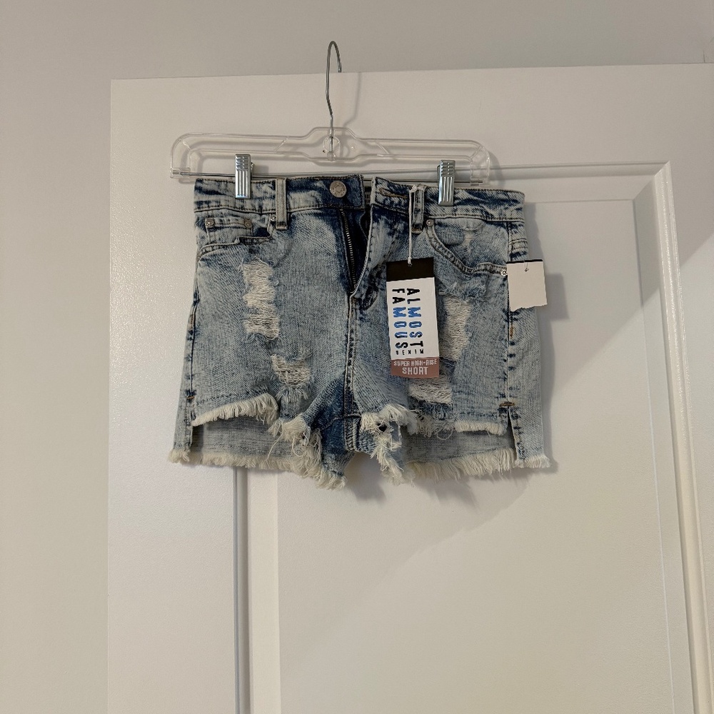 Shorts size 5